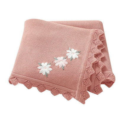 couverture bébé brodée élégante rose