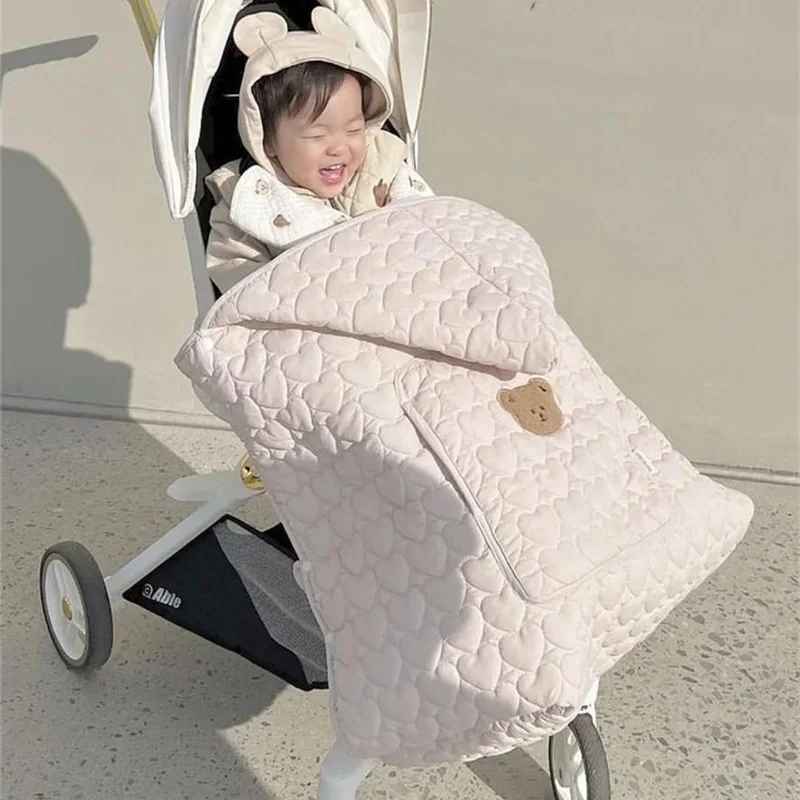 couverture porte bébé polaire capuche coupe vent rose poussette