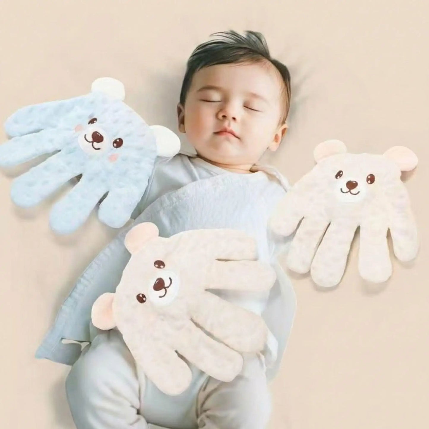 doudou bébé toucher maternel trio rose bleu blanc bébé dort