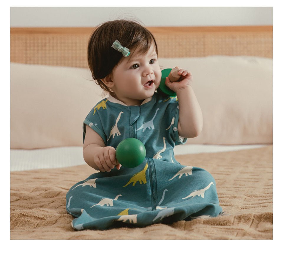 gigoteuse été paisible dinosaure enfant assis