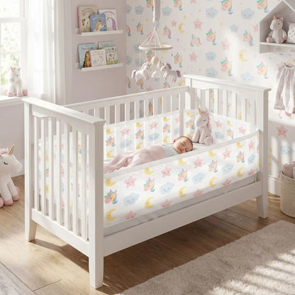 Tour de lit bébé respirant en maille sécurité LicoAir bébé dort