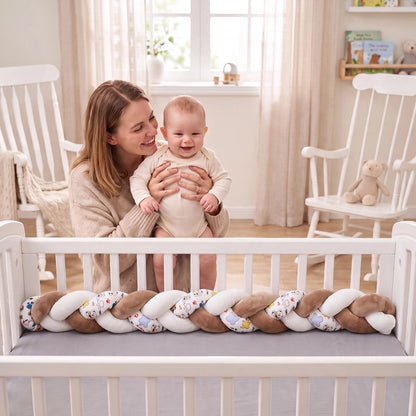 Tresse de lit protectrice décorative marron mama présente bébé