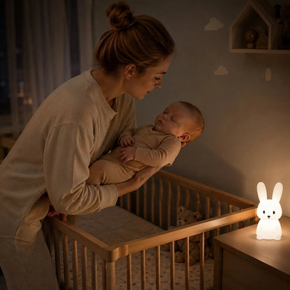 Veilleuse lapin  lumière douce lapinou maman  couche bébé