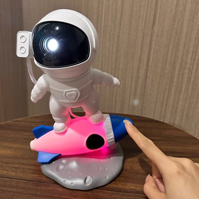 Veilleuse projection fusée astronaute nuit calme démonstration touches